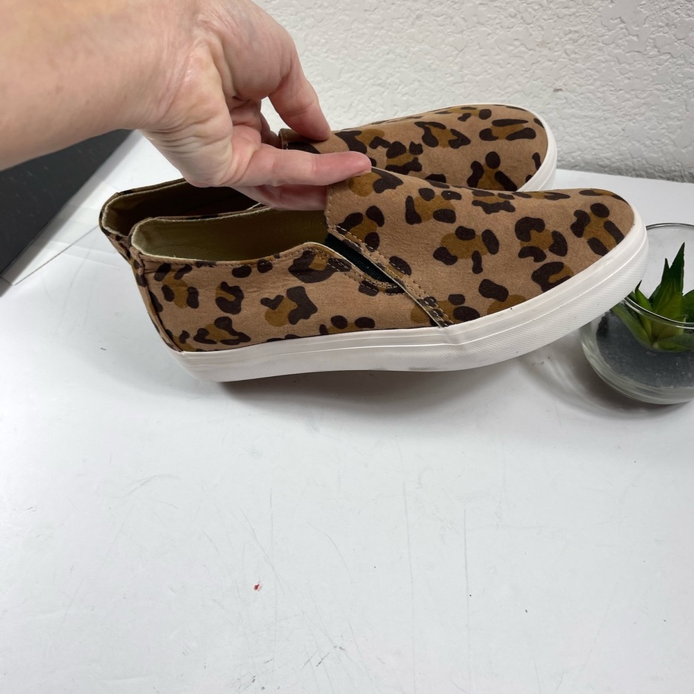 Restricted leopard print slip on sneakers - Picture 9 of 9